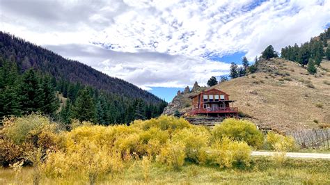 creede creekside cabins.